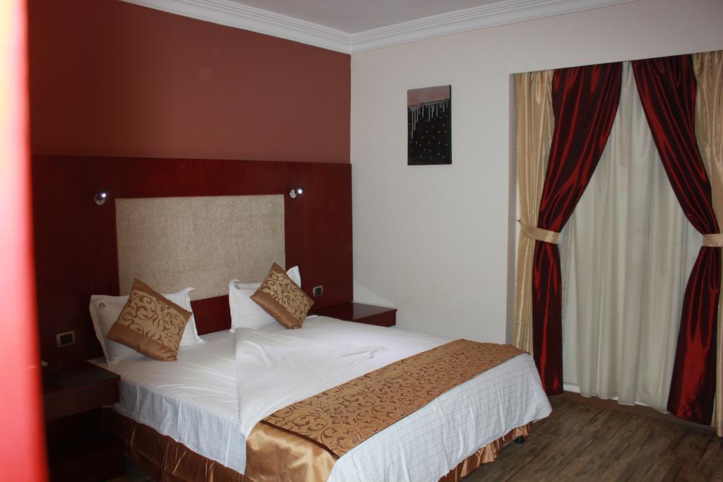Nuzol Tala Hotell Khafji Exteriör bild