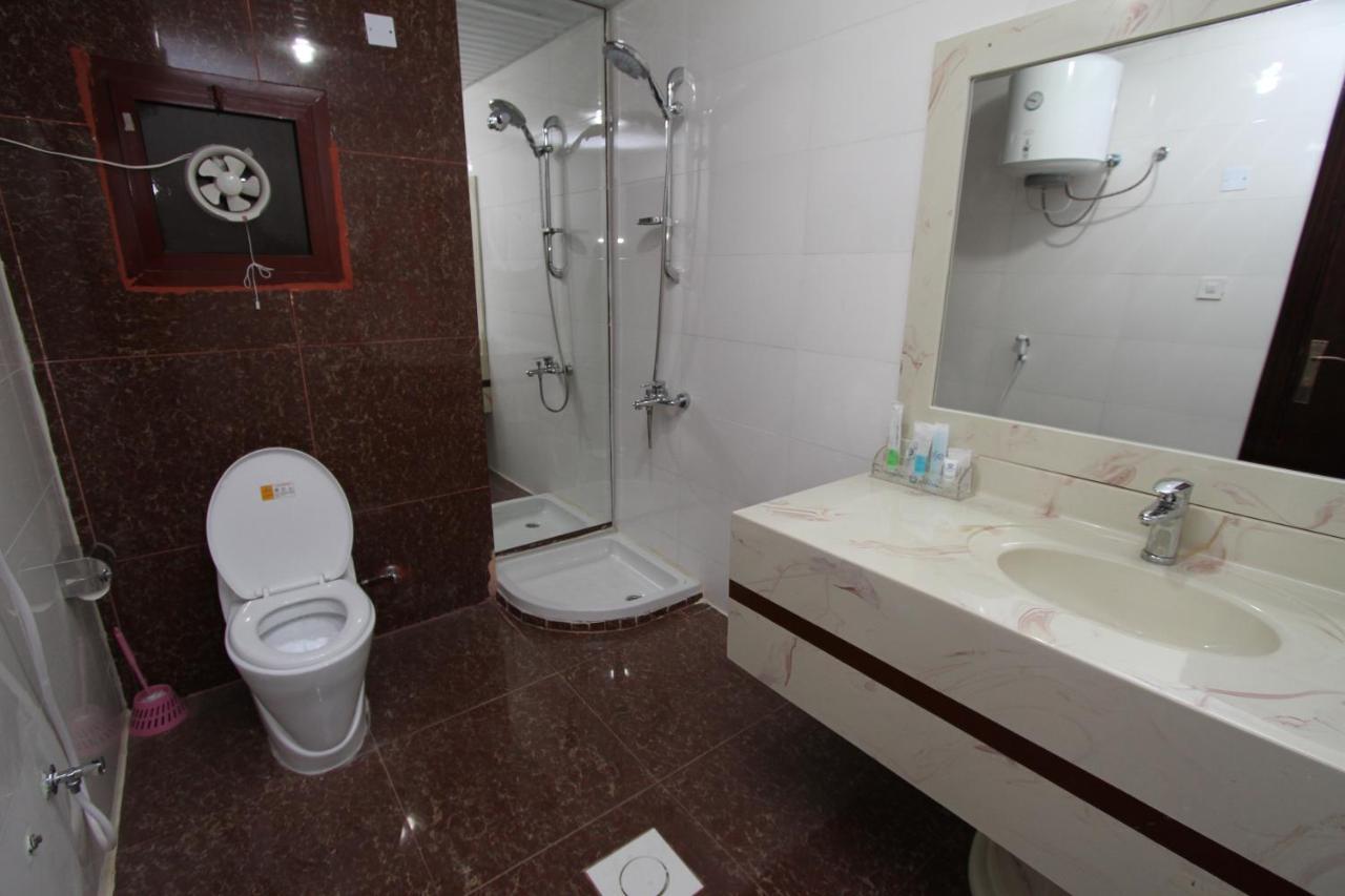 Nuzol Tala Hotell Khafji Exteriör bild