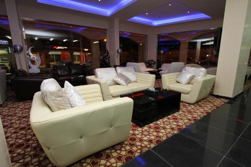 Nuzol Tala Hotell Khafji Exteriör bild