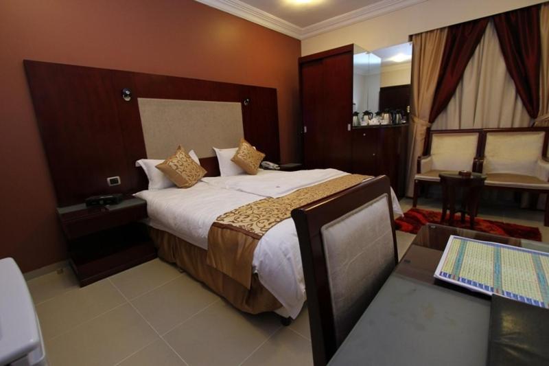 Nuzol Tala Hotell Khafji Rum bild